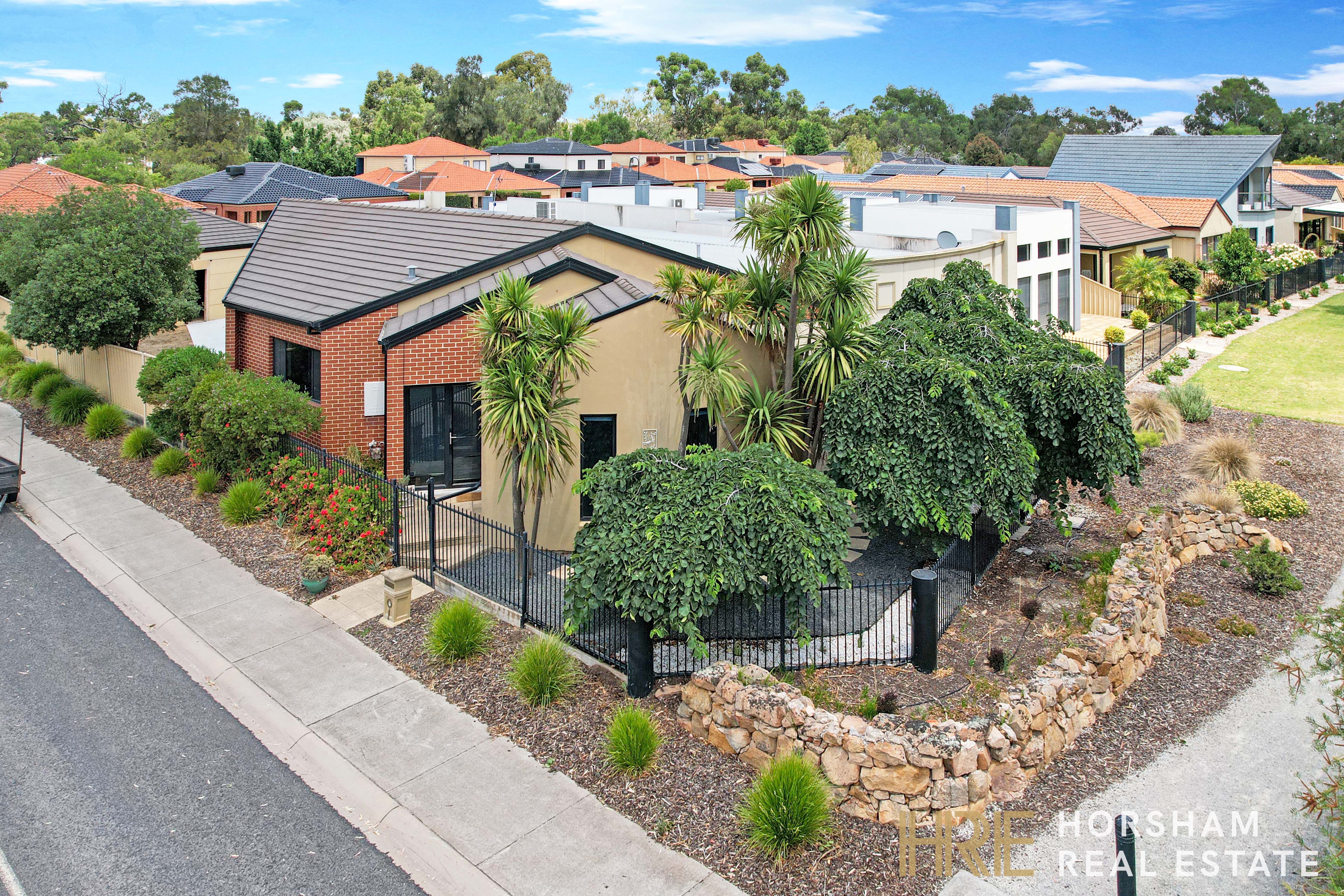 1 Rushbrook Close, HORSHAM VIC 3400