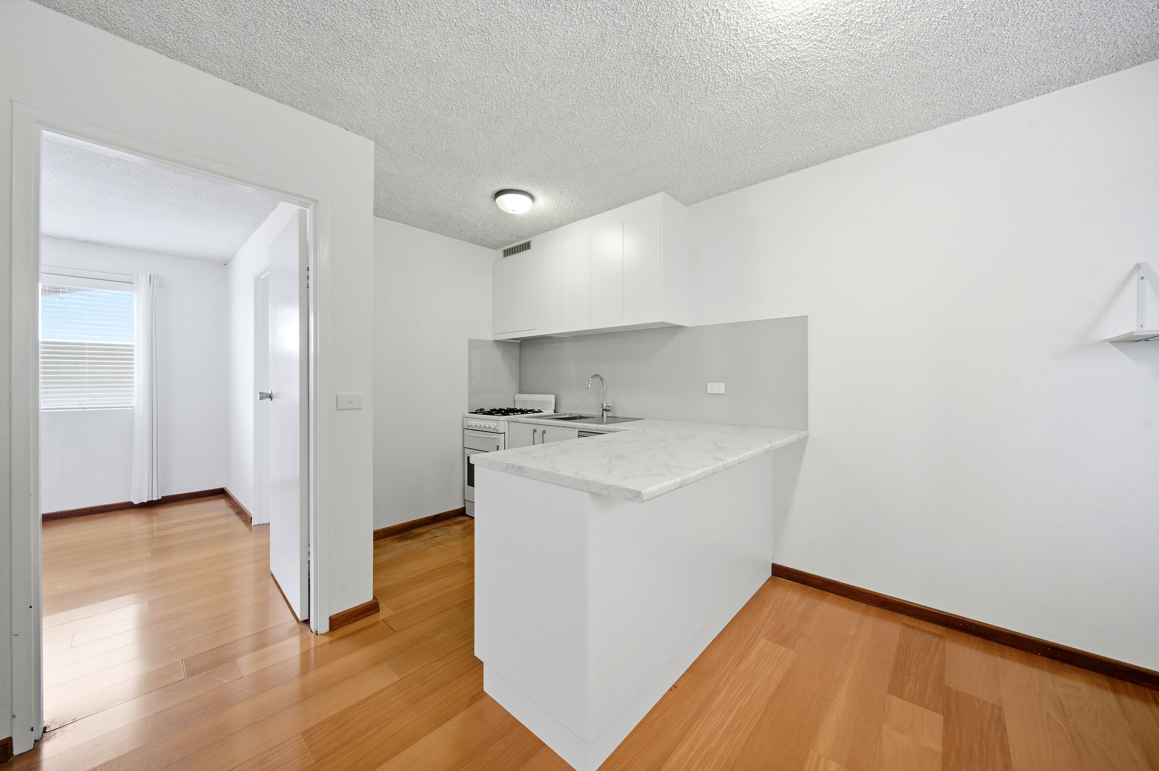 4/70 Uriarra Road, Crestwood, photo 6