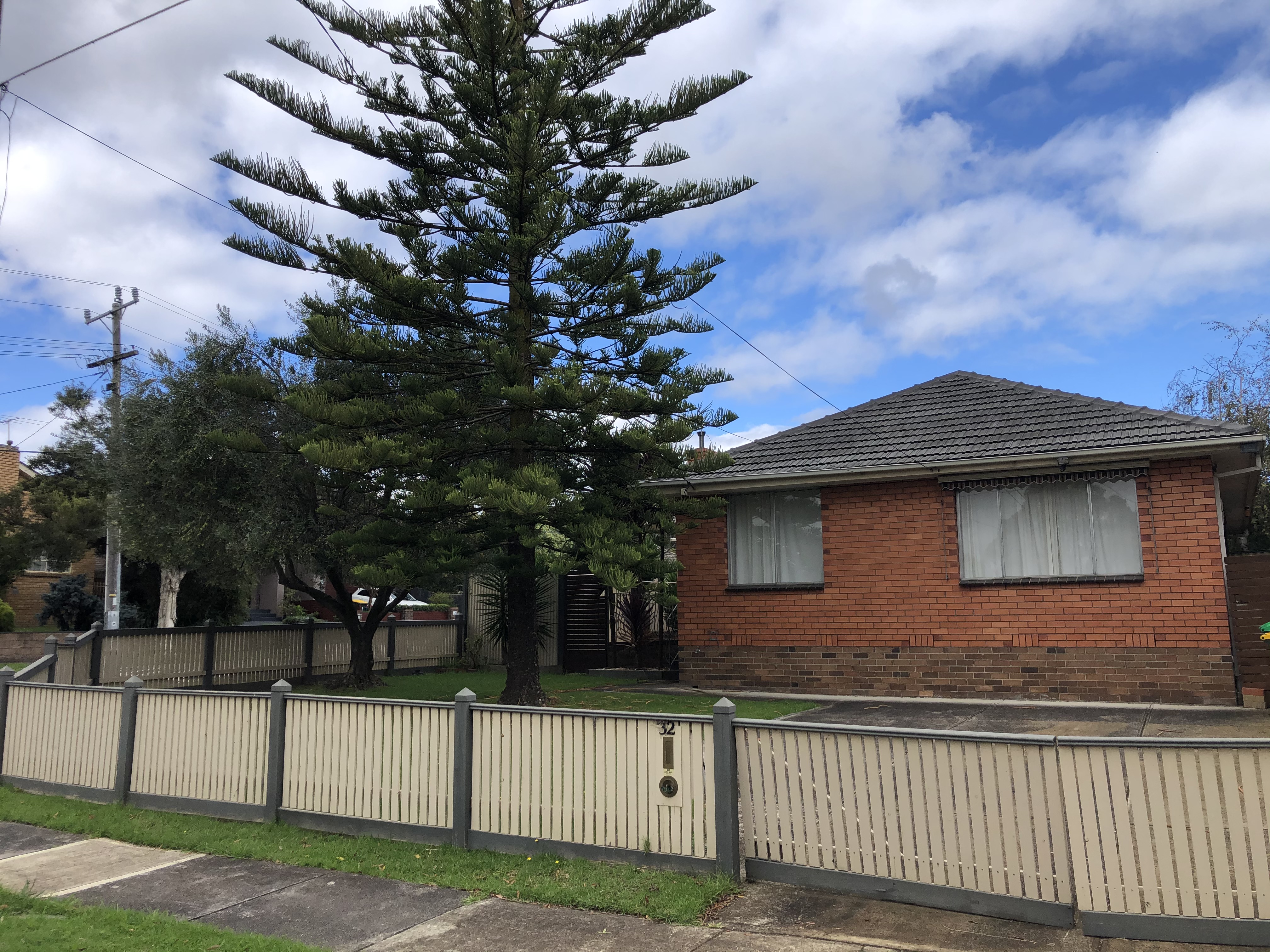 32 Range Road, BURWOOD EAST VIC 3151