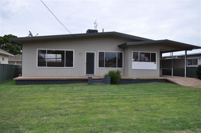 12 Facey Street, FORBES NSW 2871