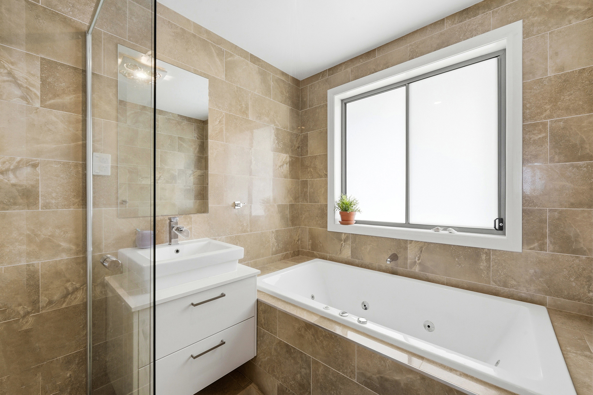 18 Casilda Street, Harrison, photo 13