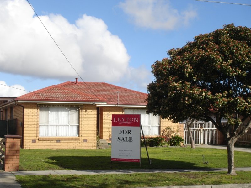 5 Redstart Street, DOVETON VIC 3177