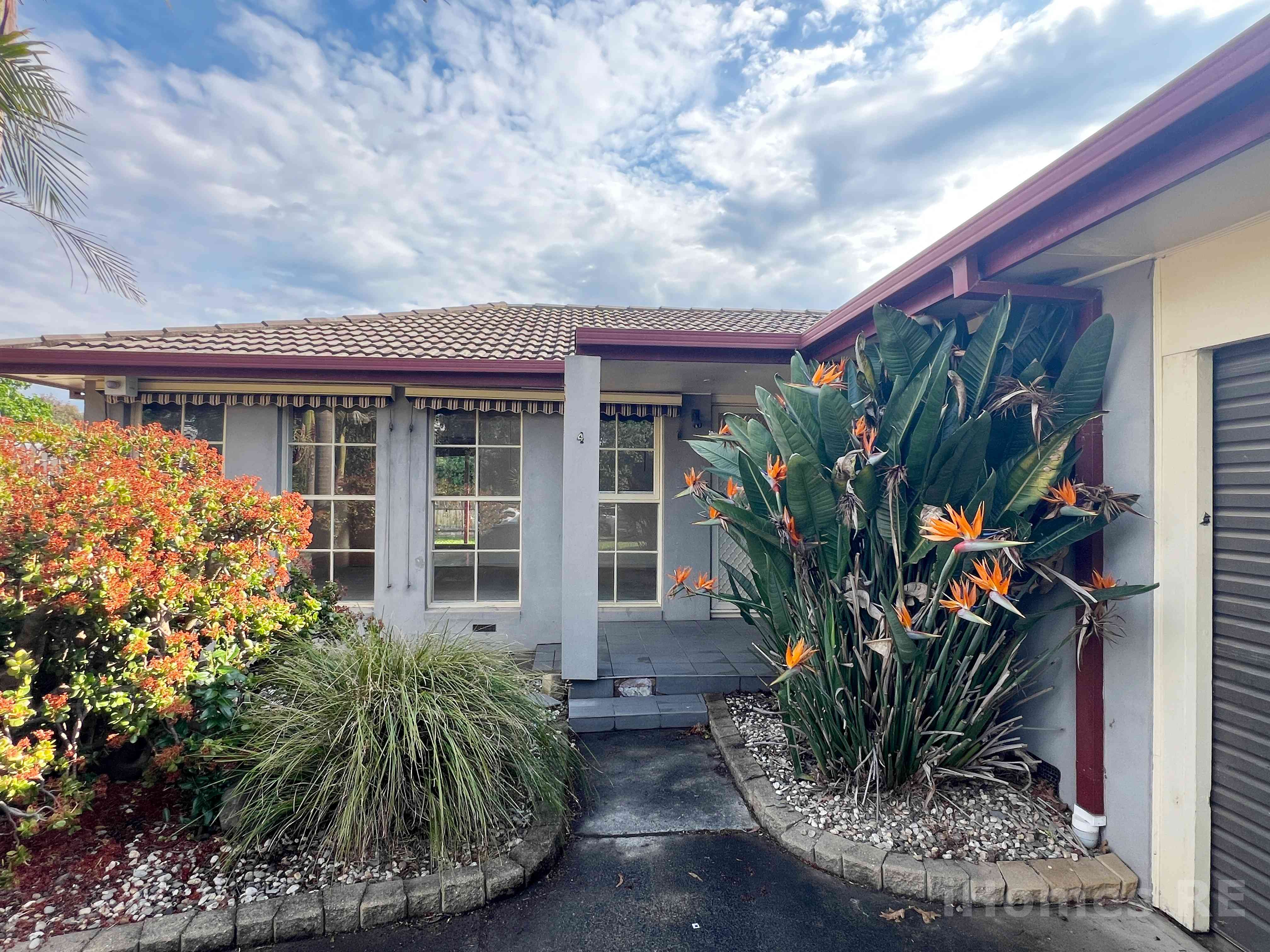 4 Poseidon Cl, MILL PARK VIC 3082
