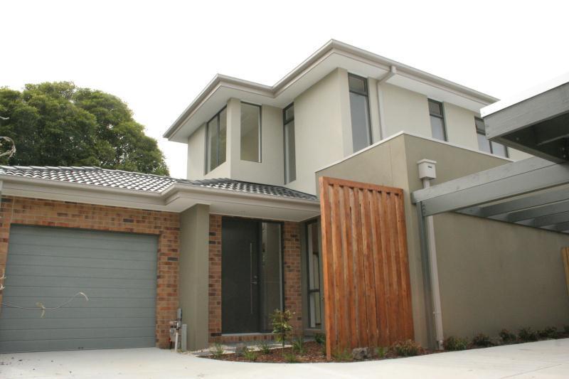 2 / 4 Margot Street, CHADSTONE VIC 3148