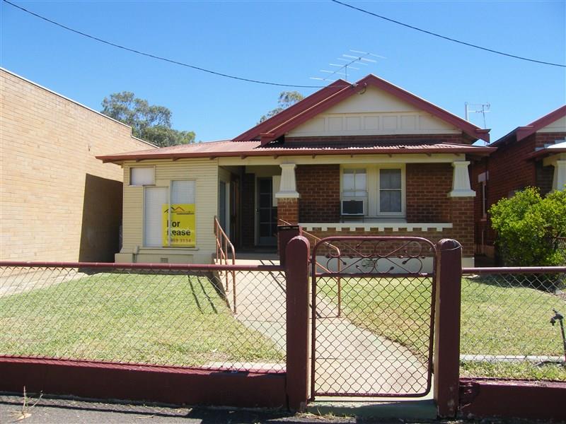 14 Spring  St, FORBES NSW 2871