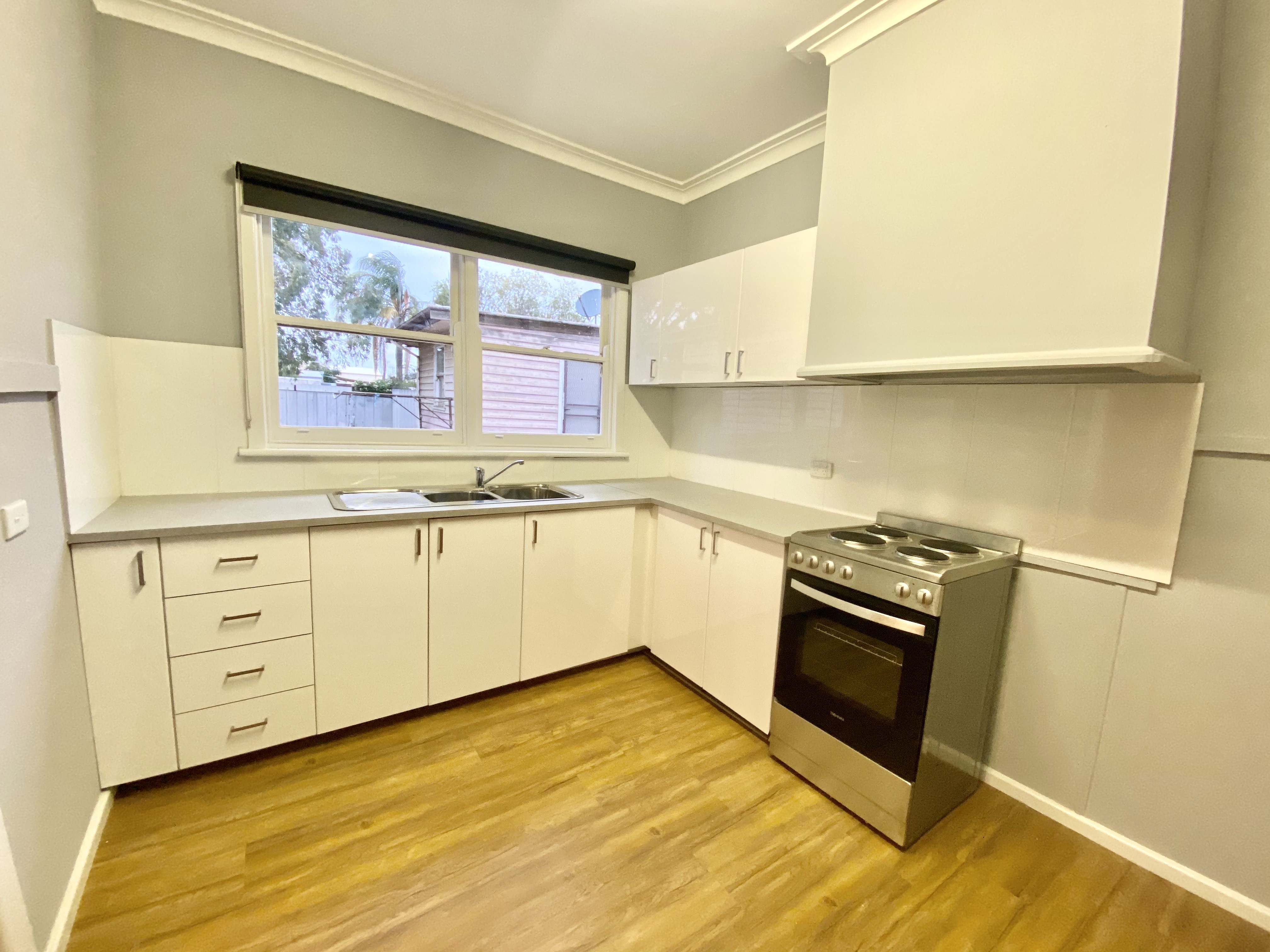 3 / 411 Sloane Street, DENILIQUIN NSW 2710