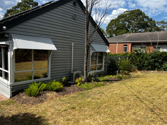 1 Grenfell Road, MOUNT WAVERLEY VIC 3149