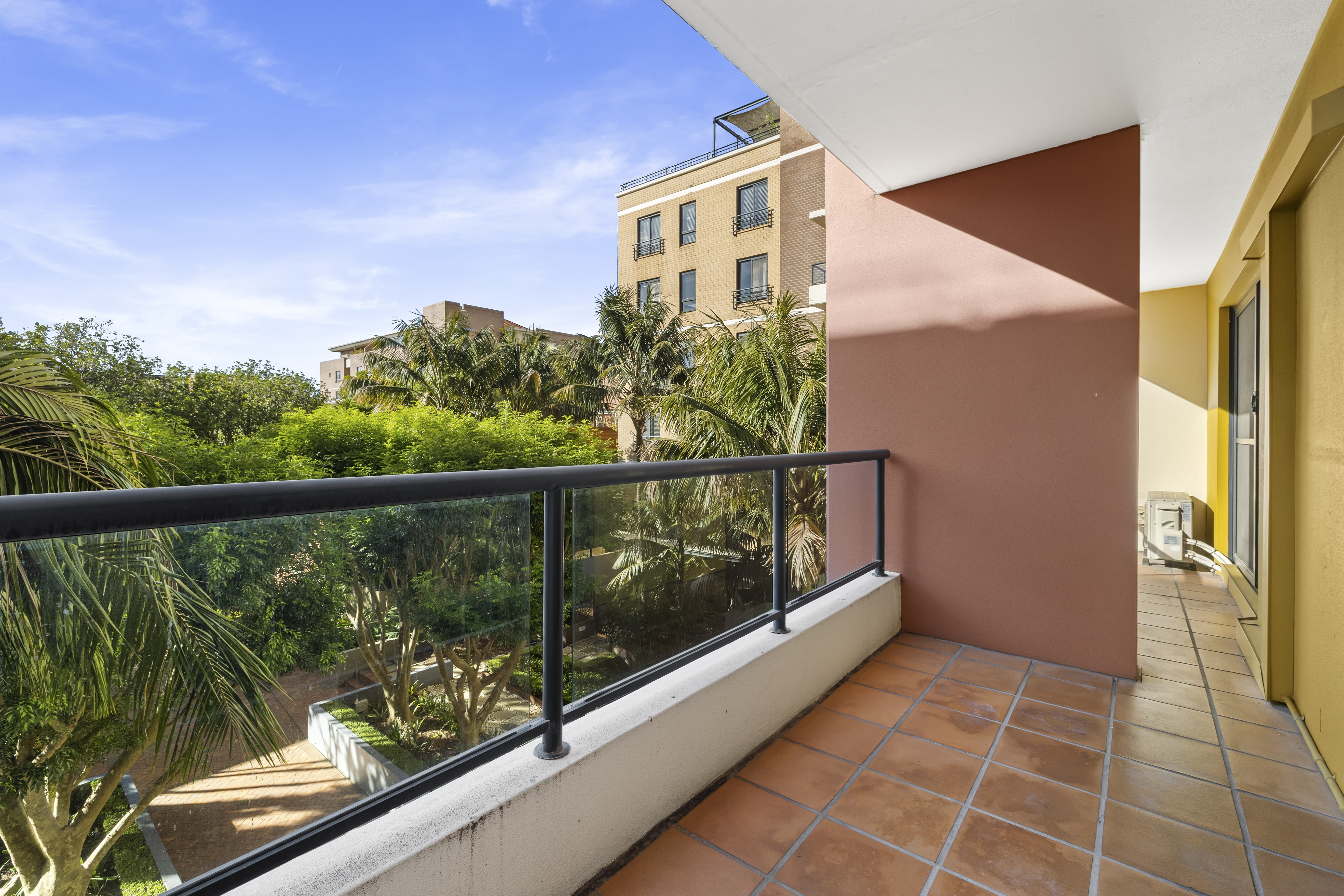 C420/6-8 Crescent Street, Redfern Leased by The Gallery Real Estate - image 5