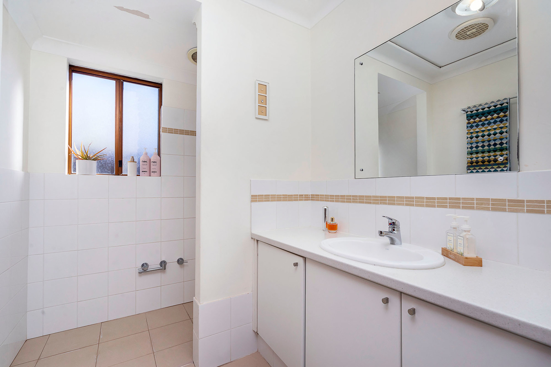 12B Hocking Parade Sorrento WA 6020