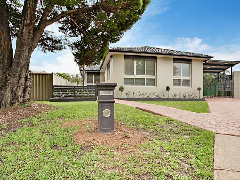 7 Motu Pl, GLENFIELD NSW 2167