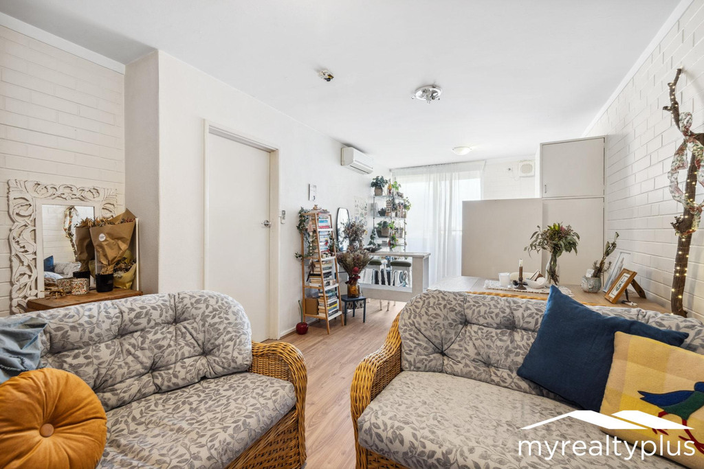 42 / 12 Tenth Avenue, MAYLANDS WA 6051