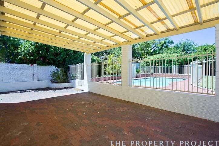 68 Minora Road Dalkeith WA 6009