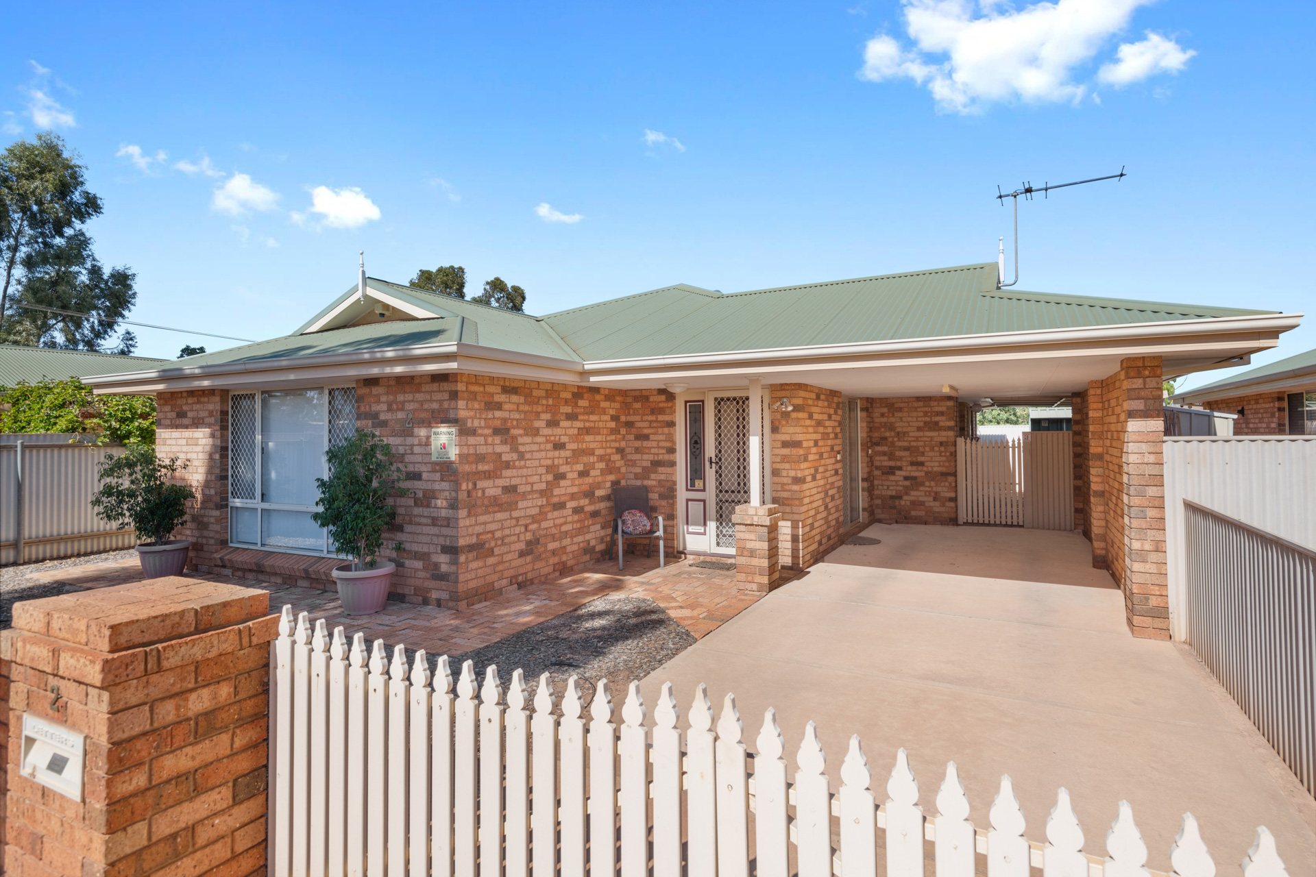 2 / 14 Frank Street, SOUTH KALGOORLIE WA 6430