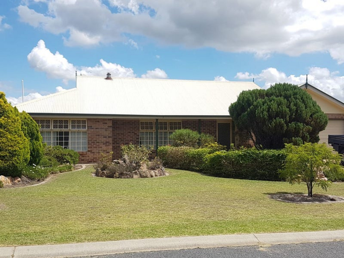11 Melissa Court, CROWS NEST QLD 4355