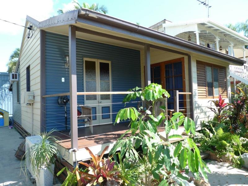 41 Tully Street, SOUTH TOWNSVILLE QLD 4810