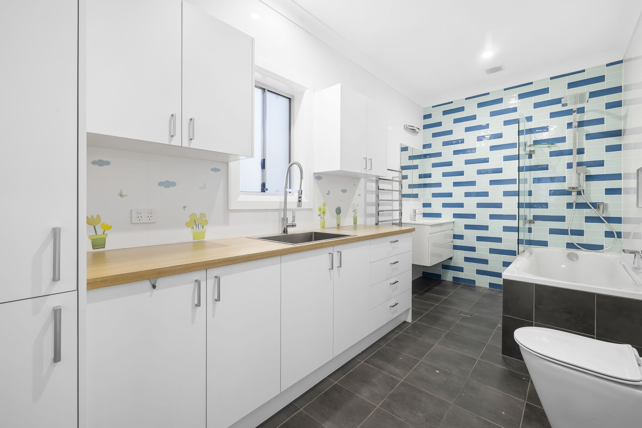 22 Oak Street, Ashfield Leased by The Gallery Real Estate - image 7