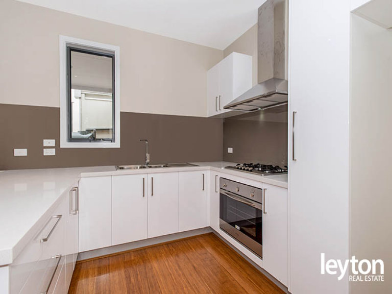 4 / 27 St James Avenue, SPRINGVALE VIC 3171