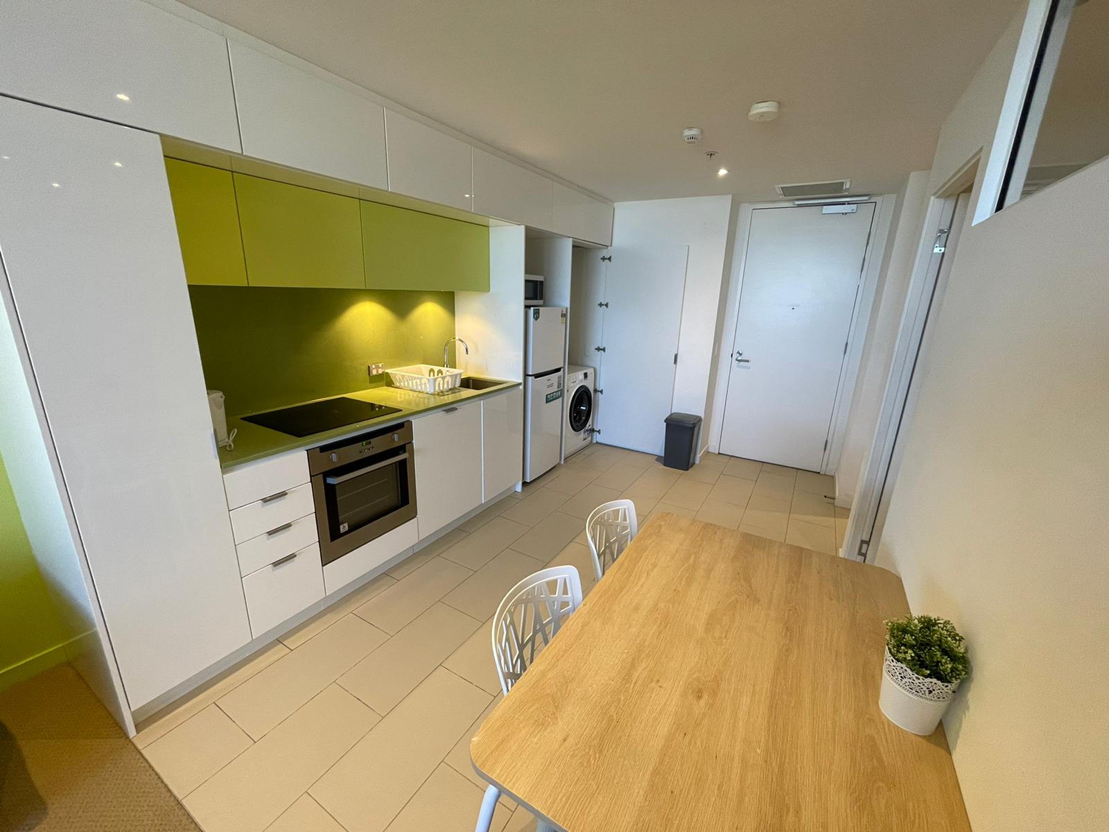 2016 / 551 Swanston Street, CARLTON VIC 3053
