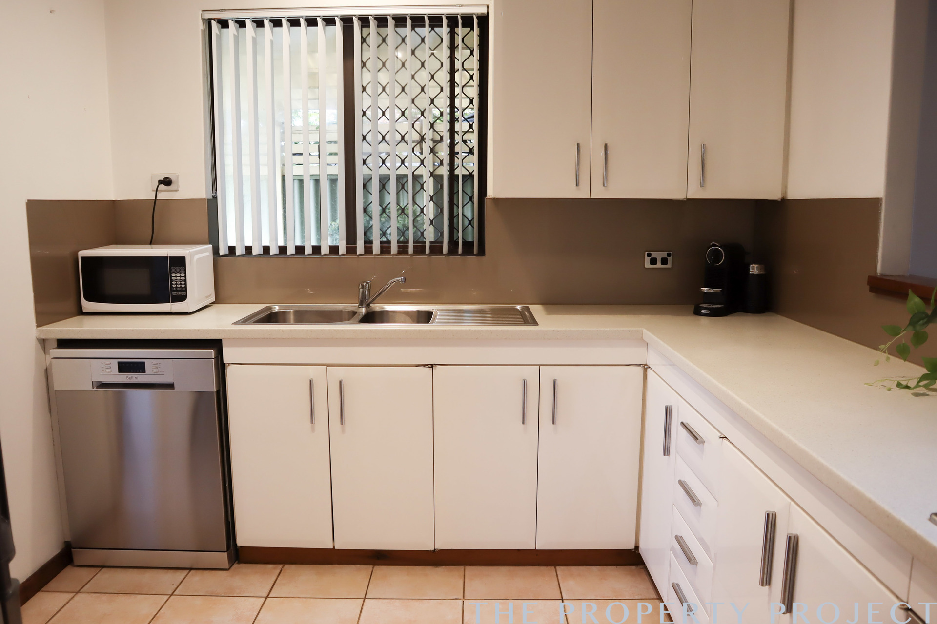 3 84 Robert Street Como WA 6152