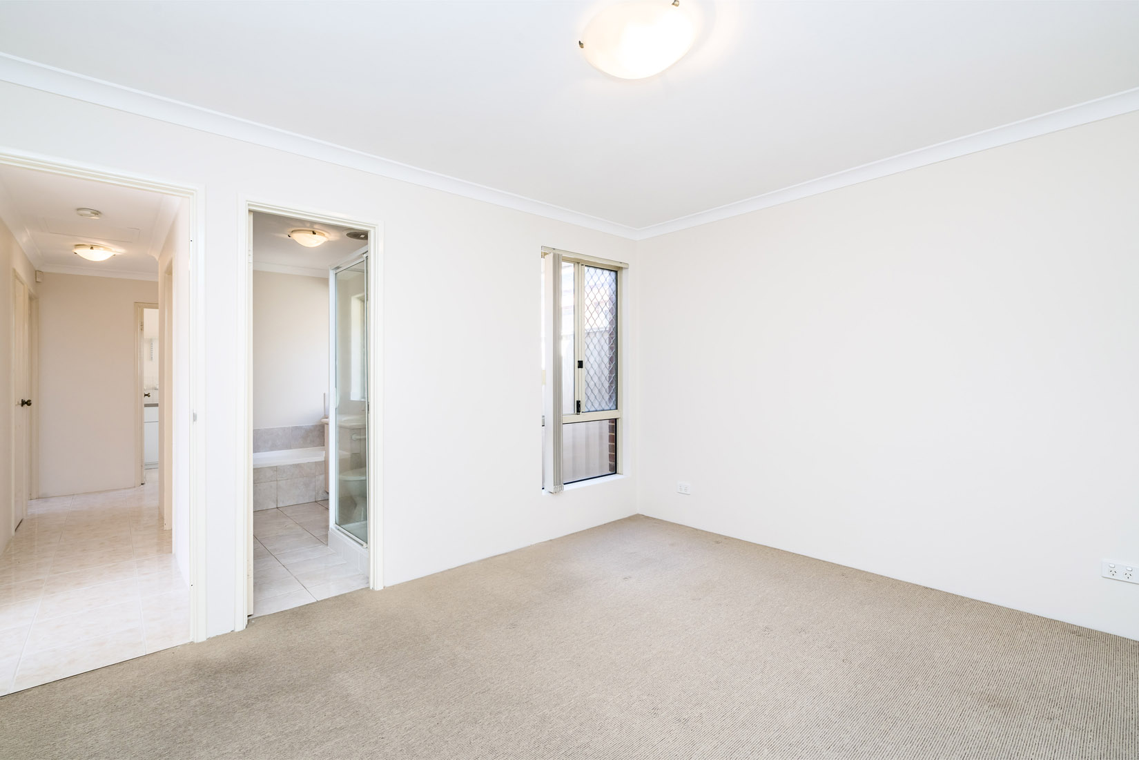 1 39 Loton Avenue Midland WA 6056