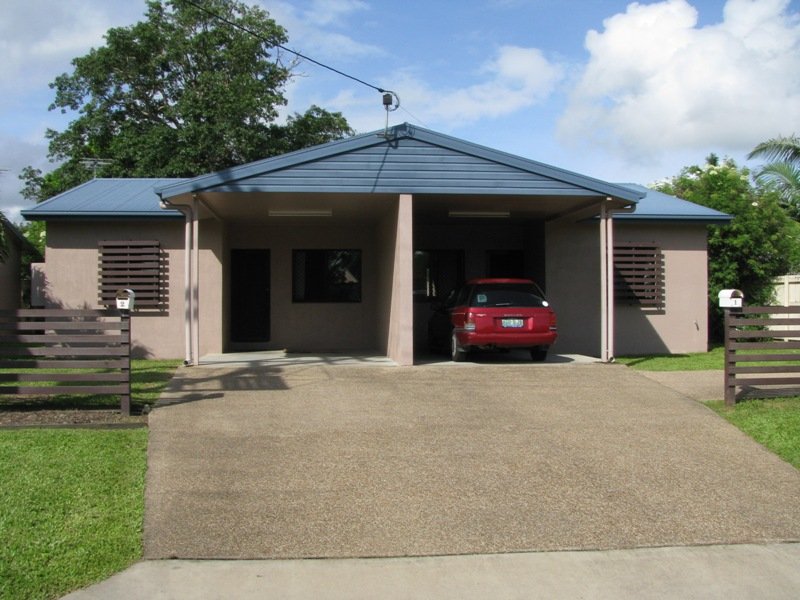 2 / 5 Forrest Street, ROSSLEA QLD 4812