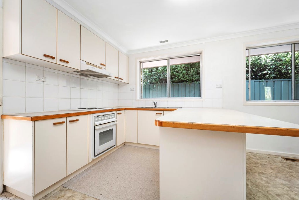 14 Dookie Street, Farrer, photo 5