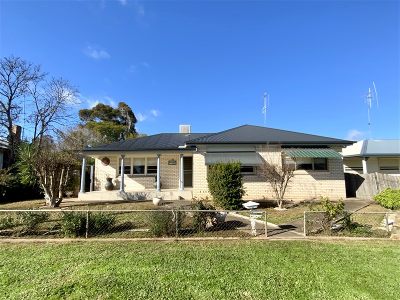 50 Clement Street, FORBES NSW 2871