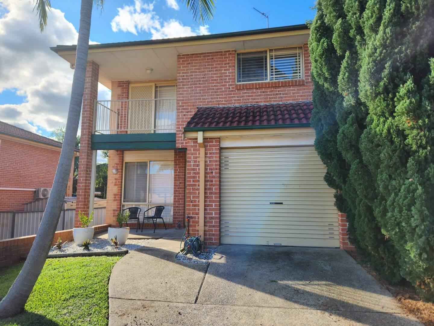 4 / 50 Parkhill Avenue, LEUMEAH NSW 2560