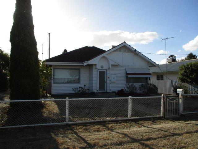 38 South Street, MINYIP VIC 3392