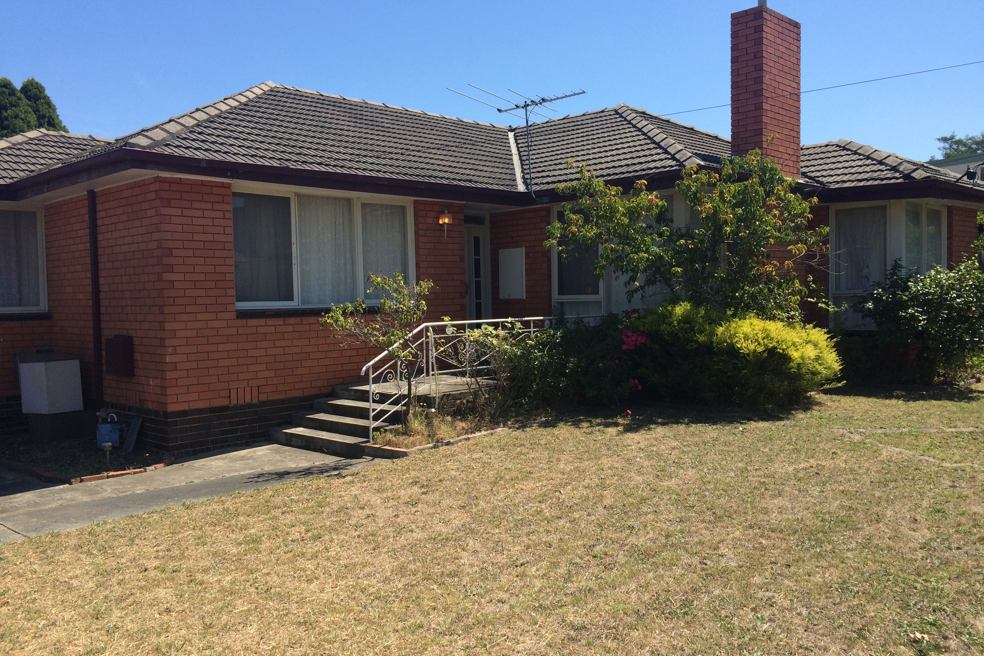 5 Sunnyside Road, MOUNT WAVERLEY VIC 3149