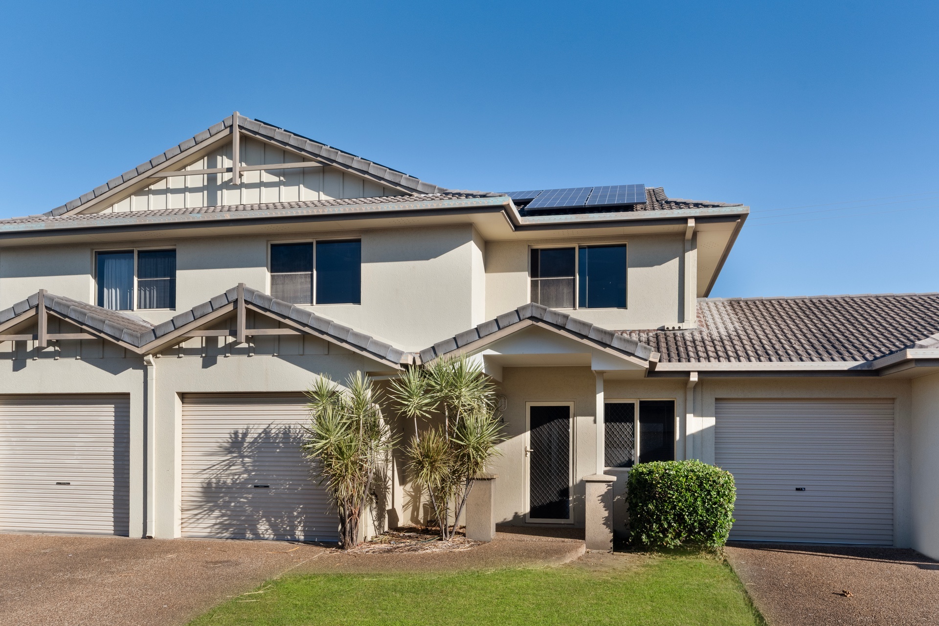 Unit 4 / 1-19 Burnda St, KIRWAN QLD 4817