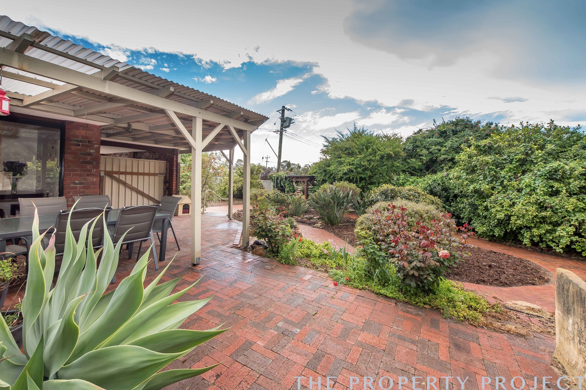 4 Cawarra Crescent Craigie WA 6025