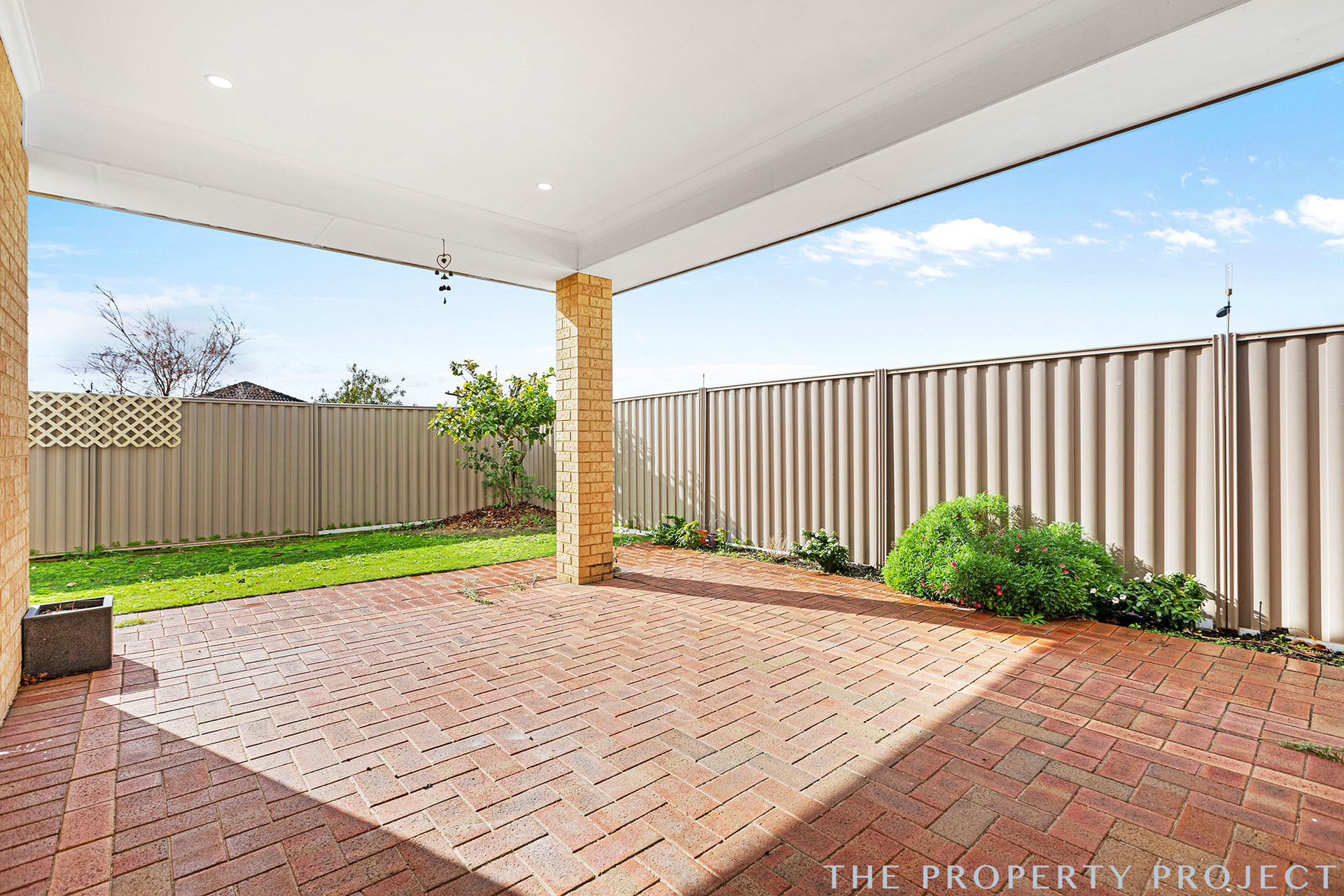 24 Wicklow Circle Darch WA 6065