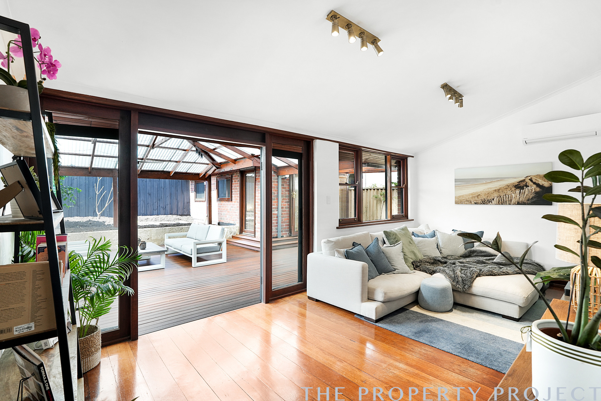 20 Sasse Avenue Mount Hawthorn WA 6016
