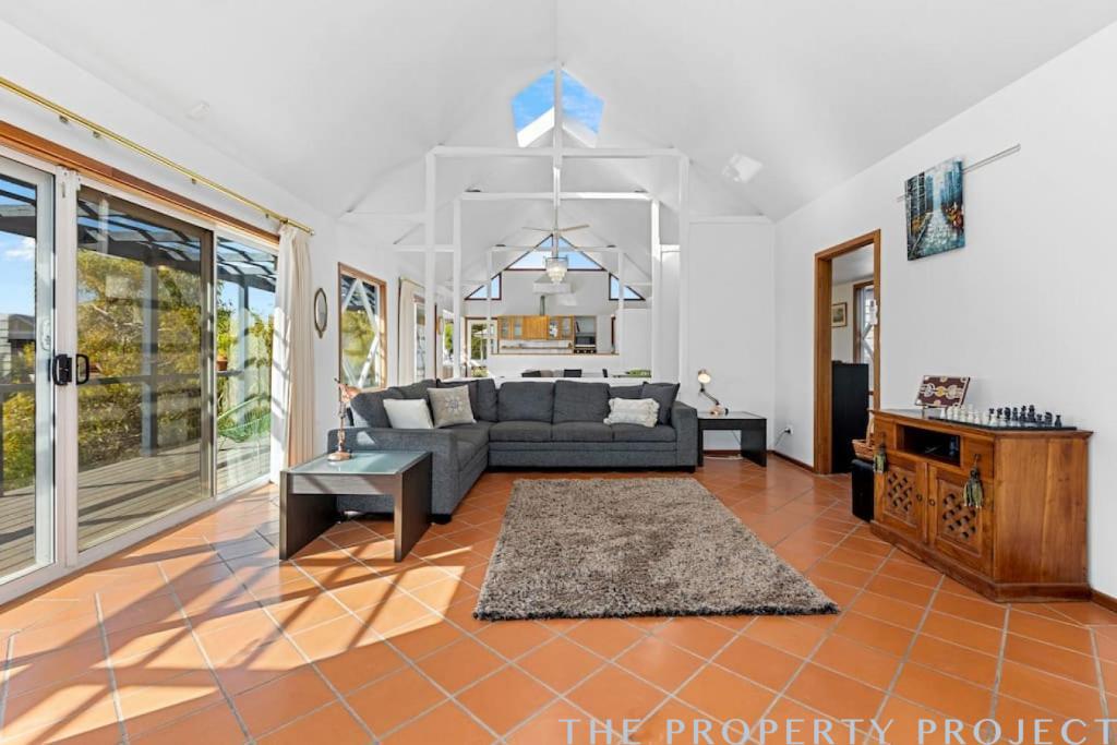 160 Ocean Drive Quinns Rocks WA 6030