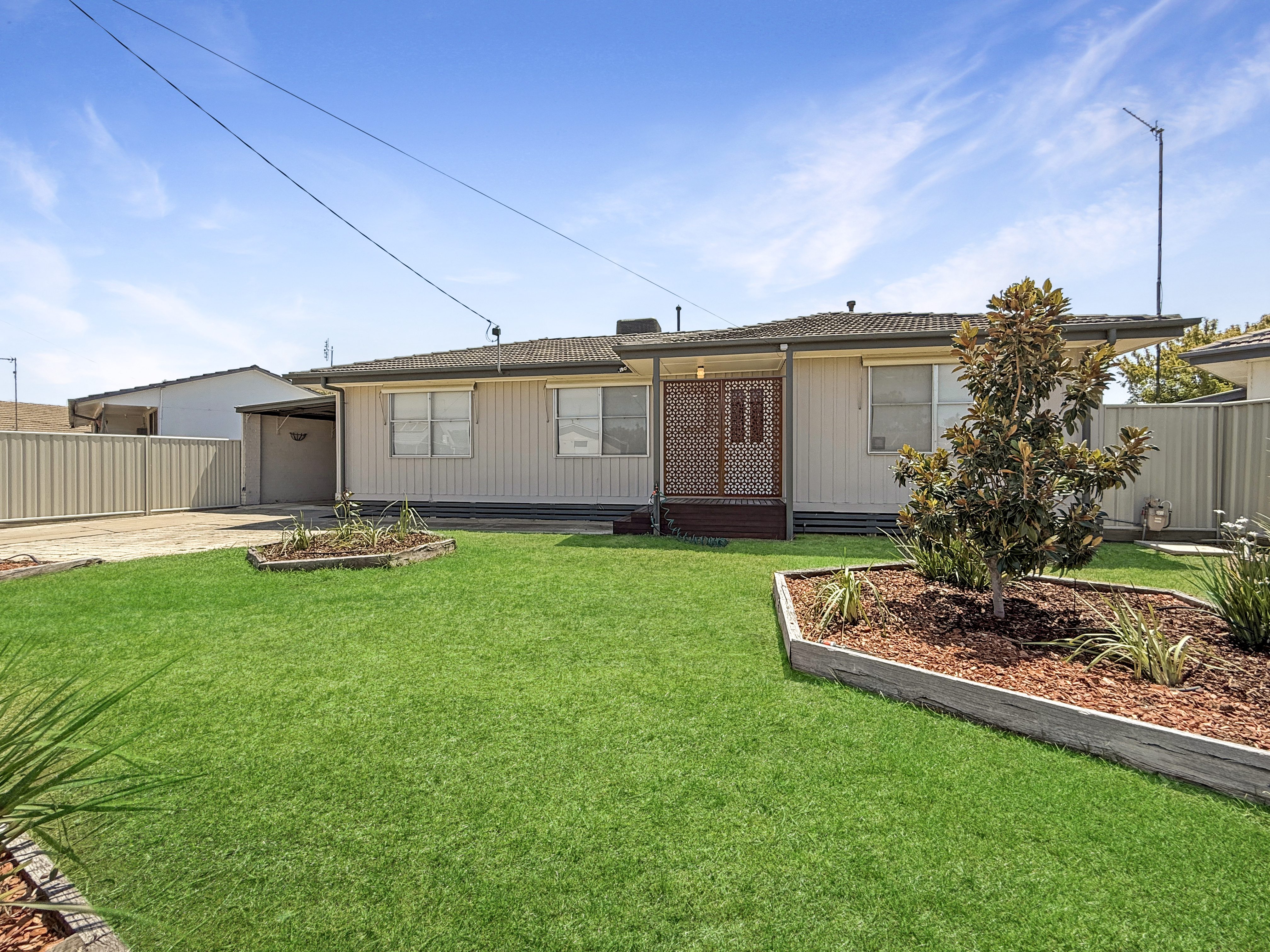 18 POPLAR STREET, ECHUCA VIC 3564
