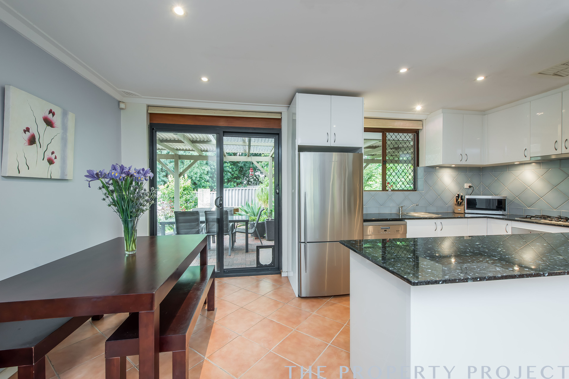4 Cawarra Crescent Craigie WA 6025