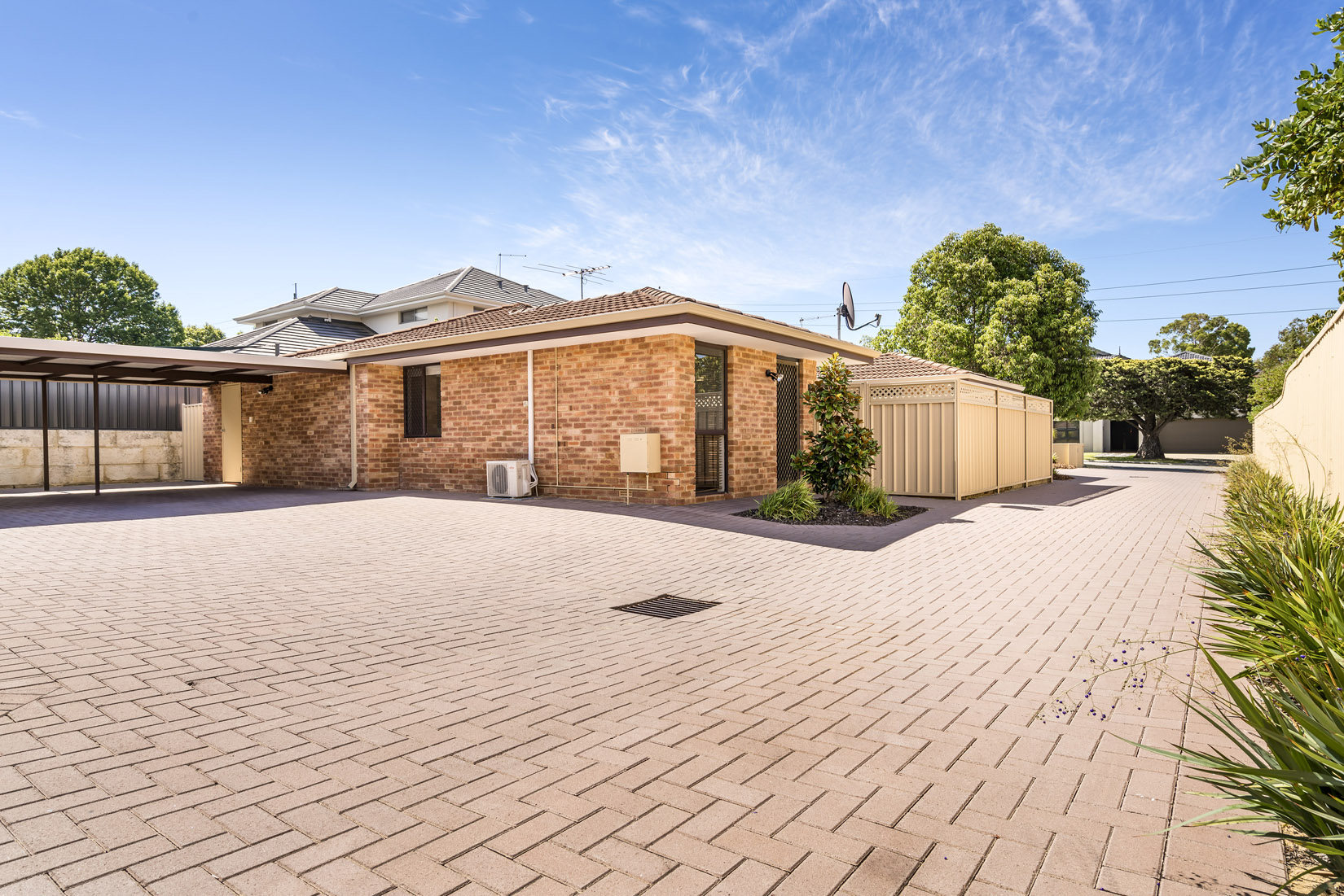 2 93 Thelma Street Como WA 6152