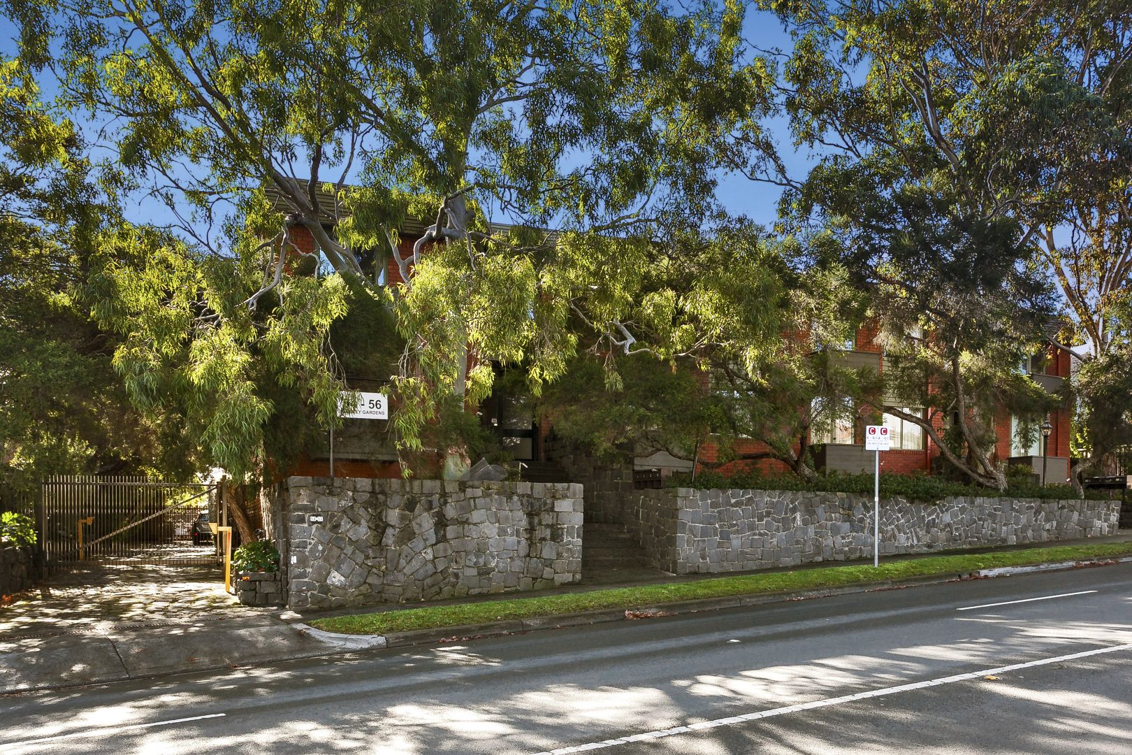 13 / 54 Studley Park Road, KEW VIC 3101