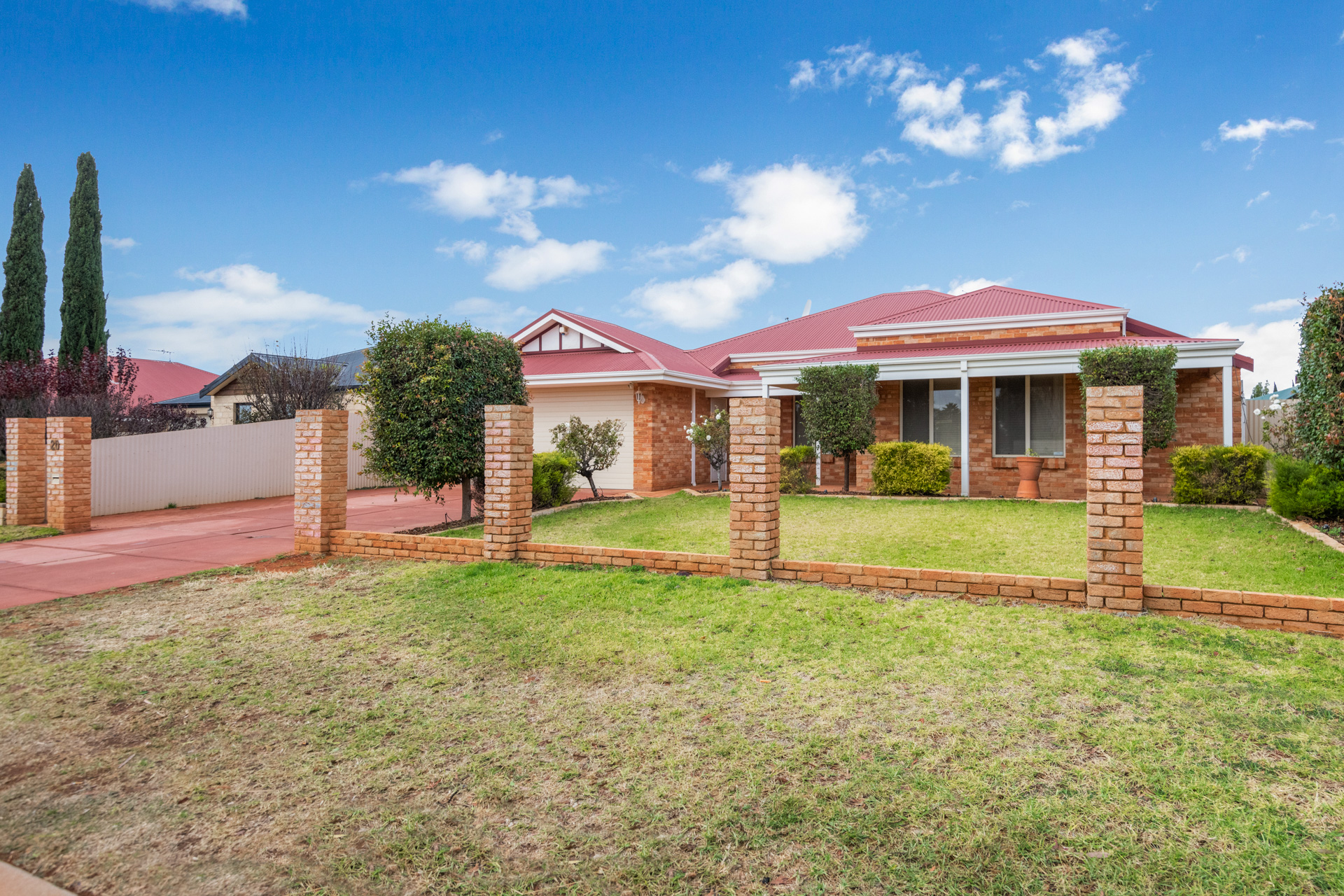 20 Longmore Parade, BROADWOOD WA 6430