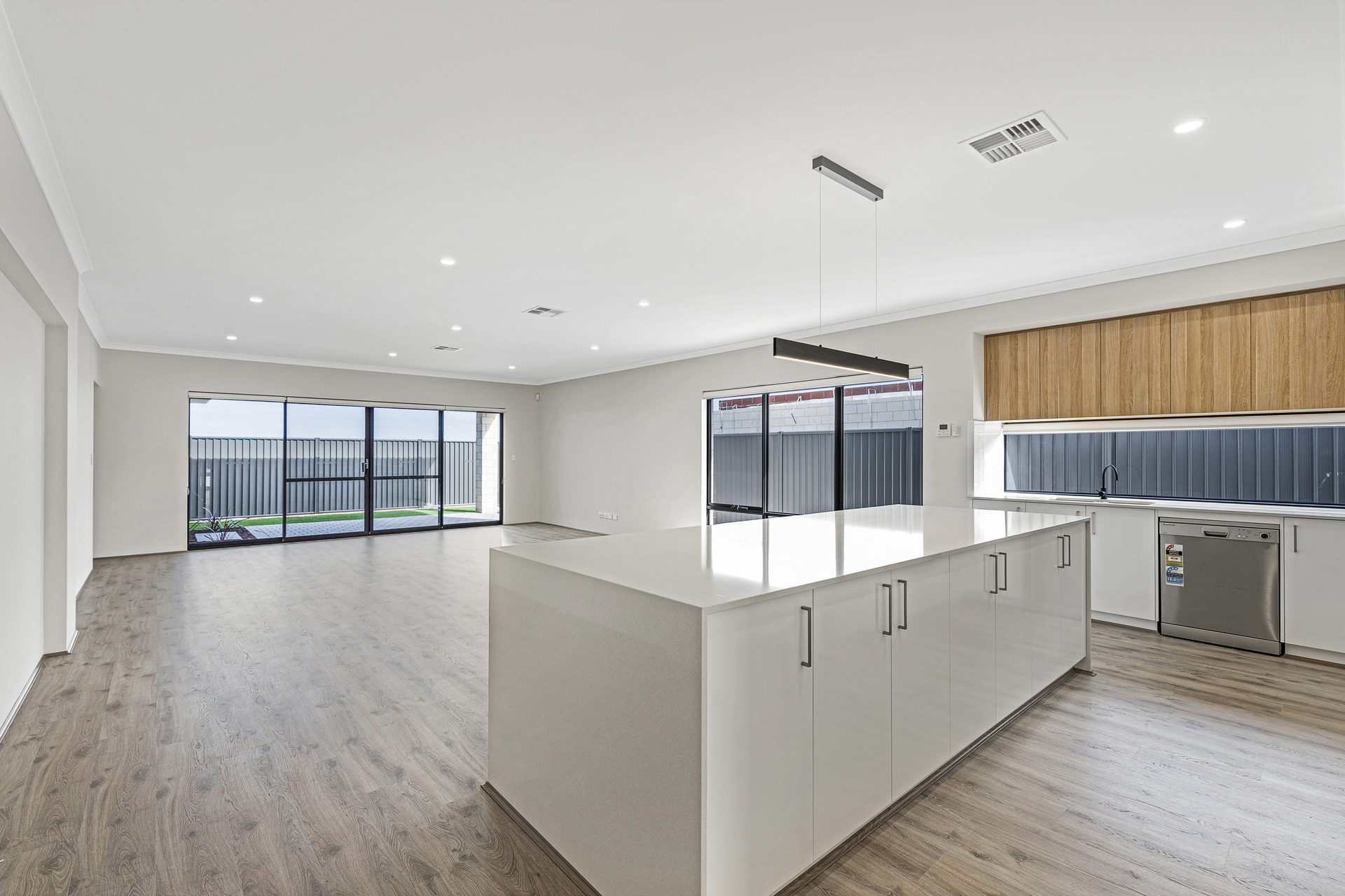 66 Rio Marina Way Mindarie WA 6030