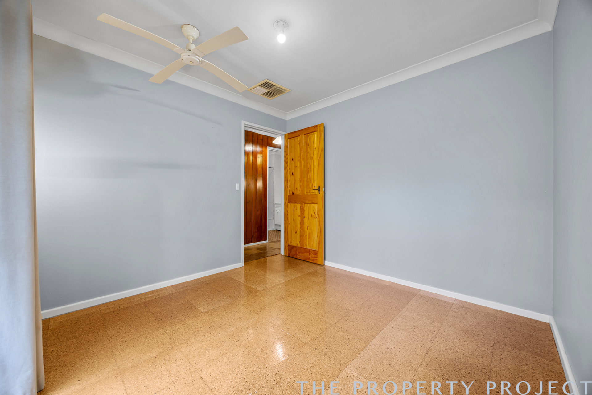 214 Blackadder Road Swan View WA 6056