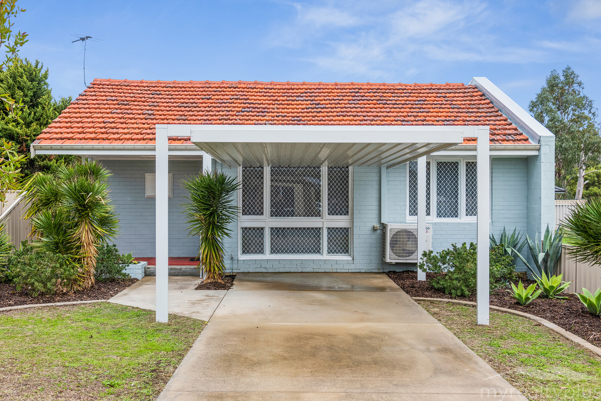 44 Markham Way, BALGA WA 6061
