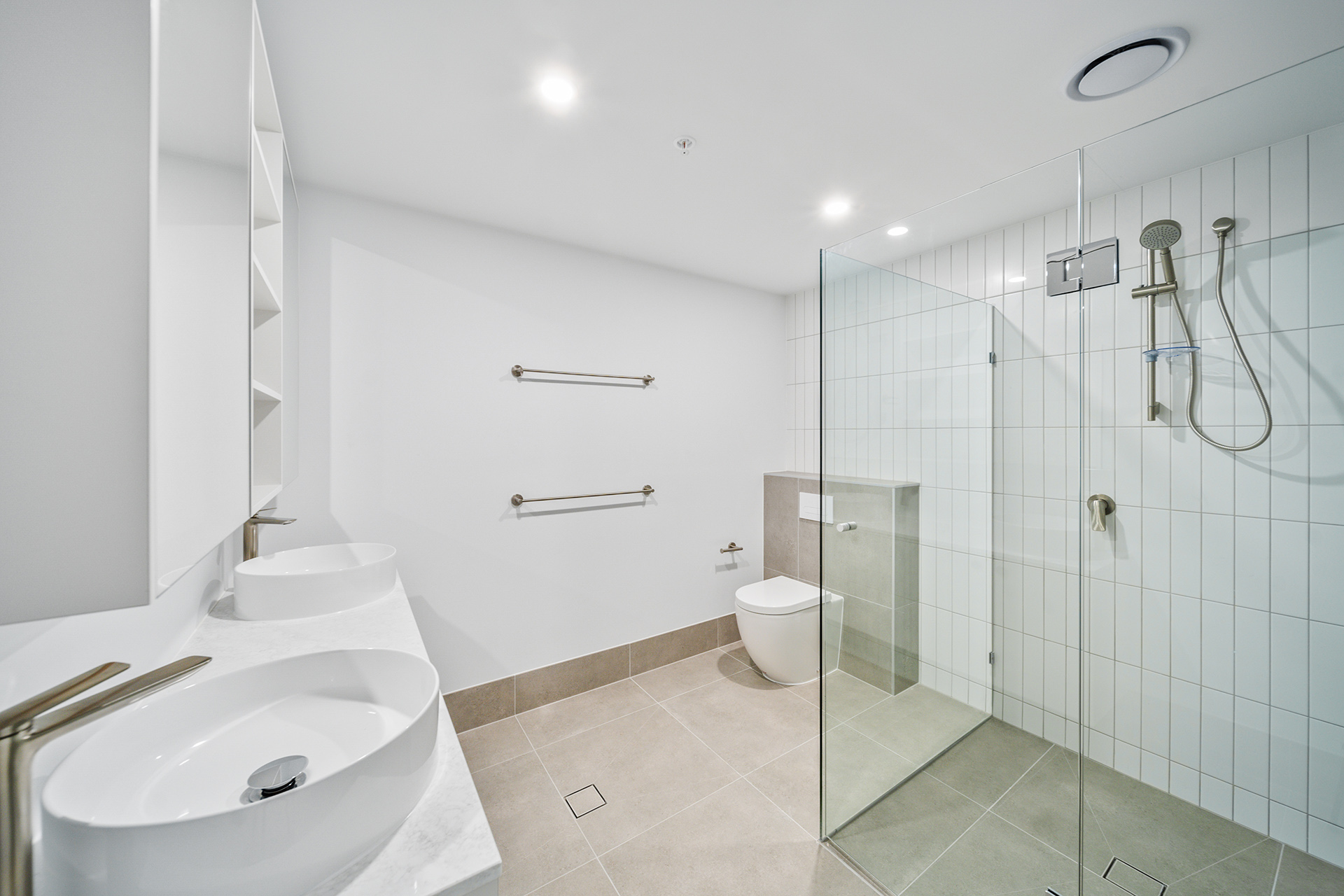 111/220 Melrose Drive, Phillip, photo 9