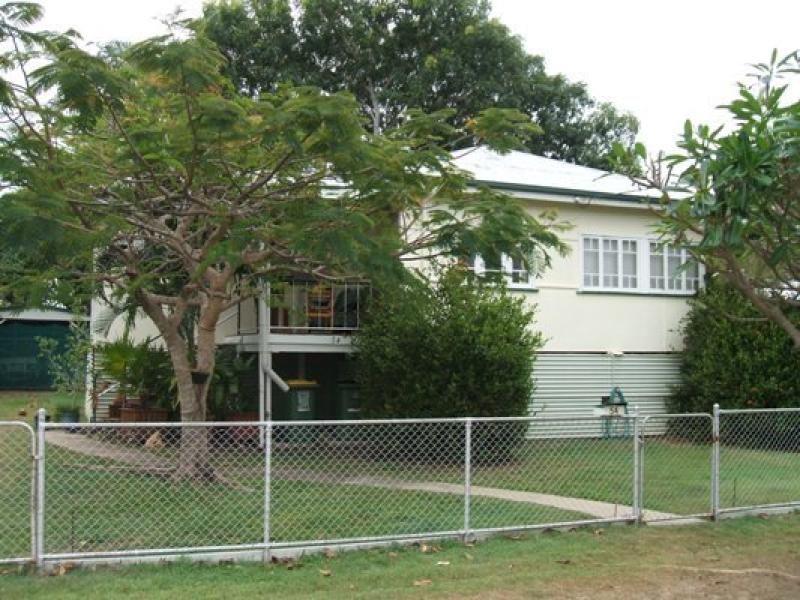 54 Howlett Street, CURRAJONG QLD 4812