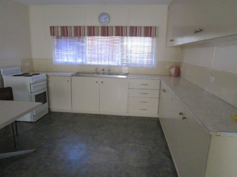 143 Wood Street, DONALD VIC 3480