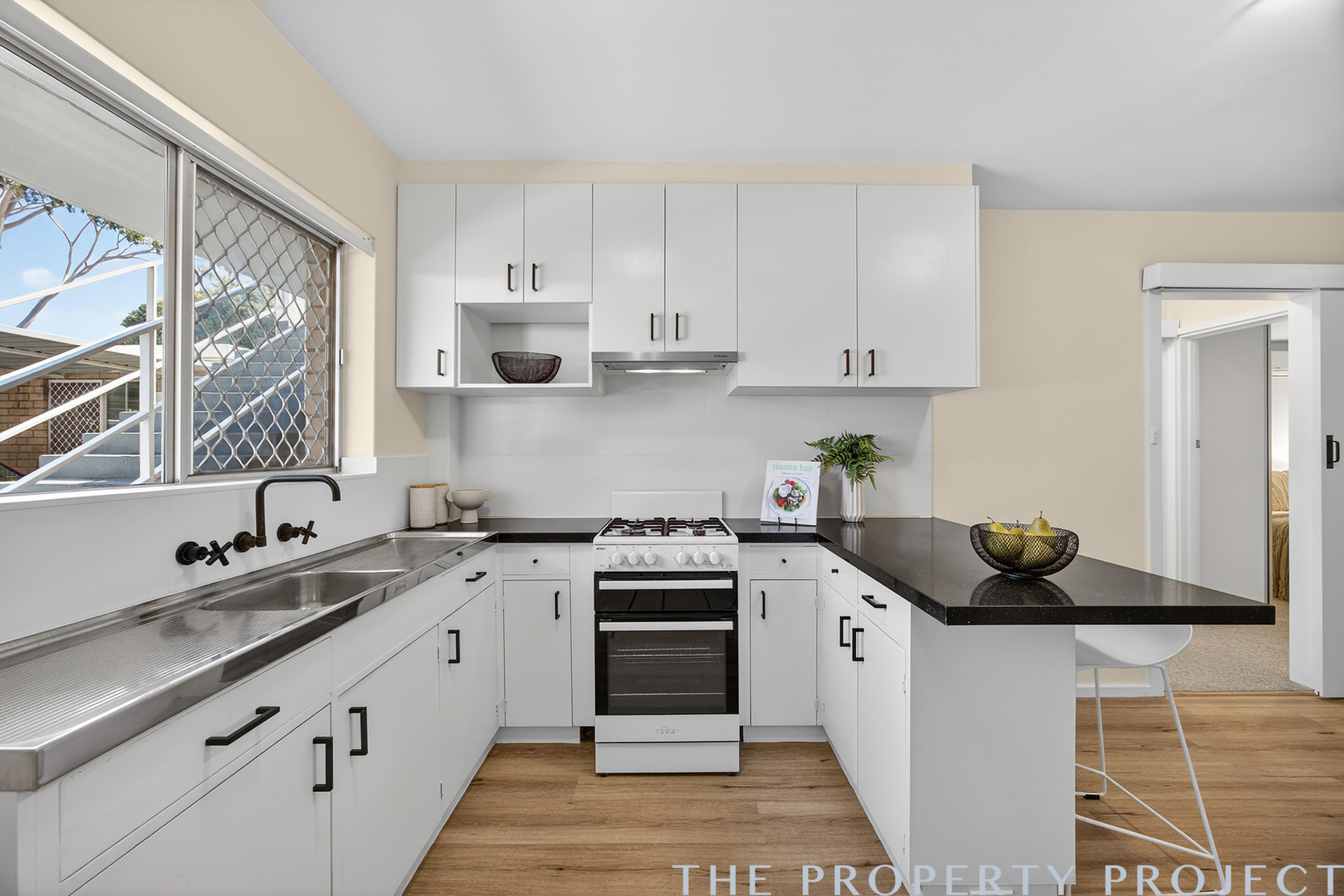 2 143 Edinboro Street Joondanna WA 6060