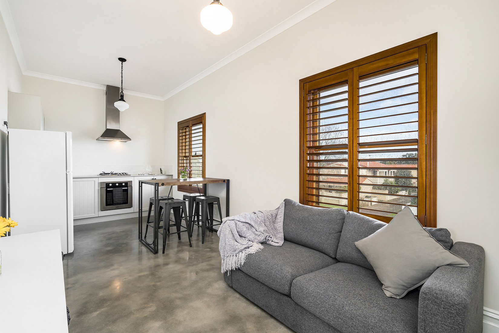 24 Leonora Street Como WA 6152