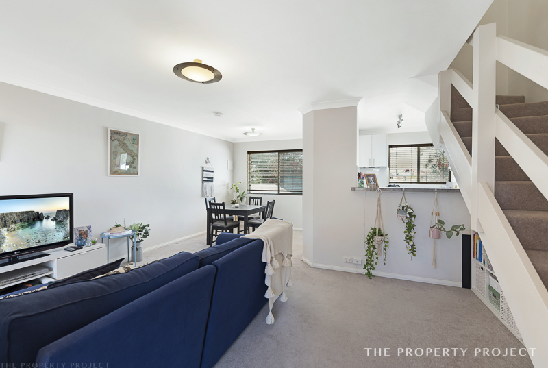 9 4 Waterway Court Court Churchlands WA 6018