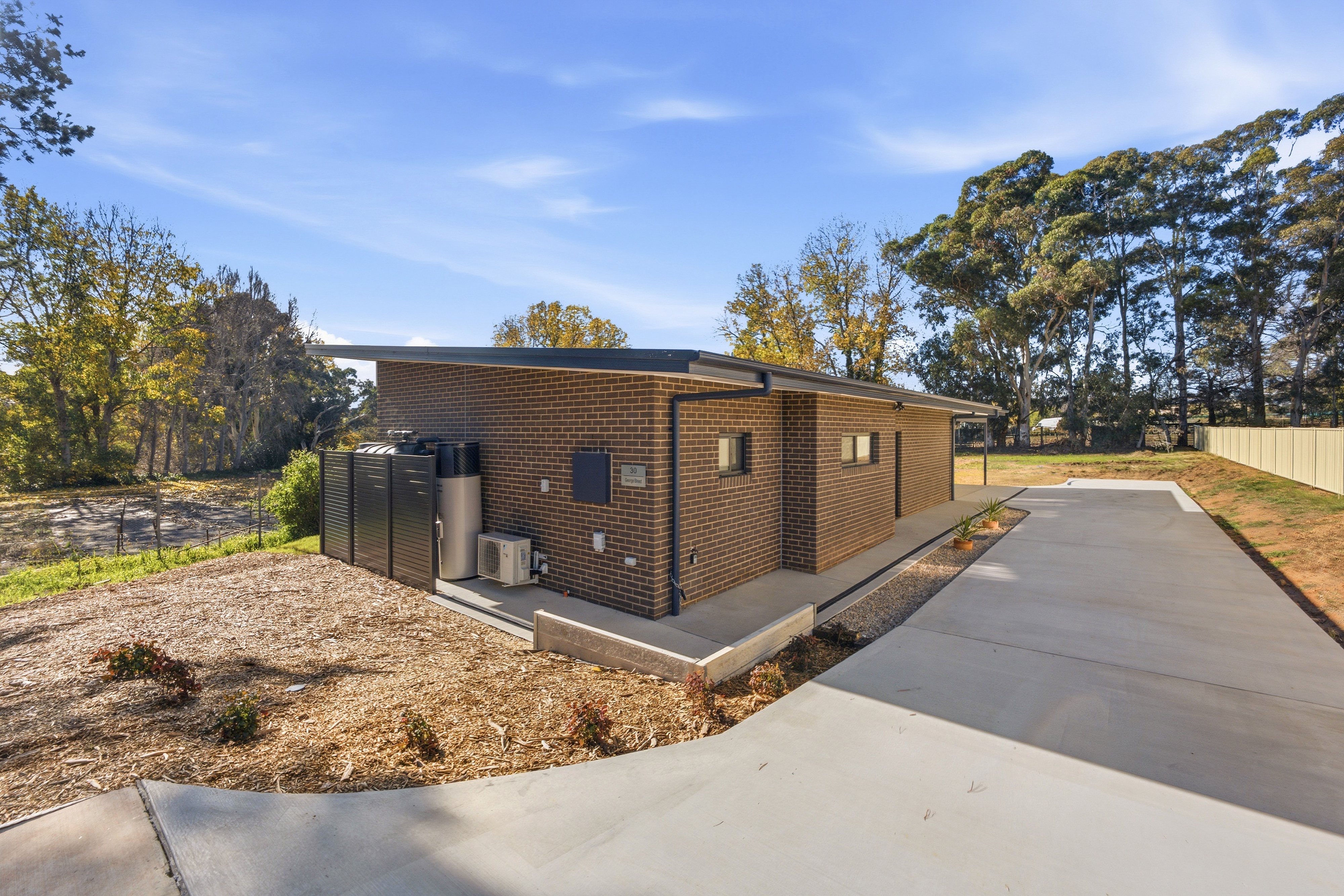 30 George Street, Oaks Estate, photo 21